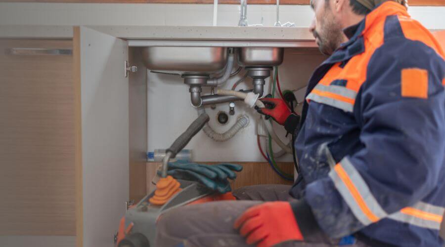 Local tankless water heater installation in Lynnville, IN